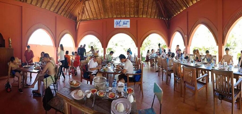 Yut's Flower Paradise Gili Gede
